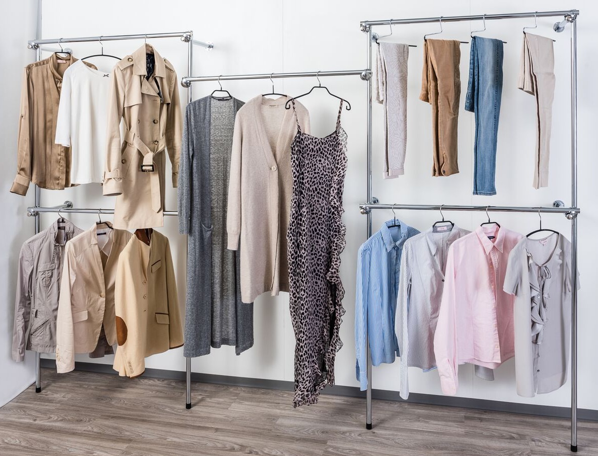 10 Varianten Kleiderständer Kleiderkammer Wandregal Kleiderstange Garderobenzimm 